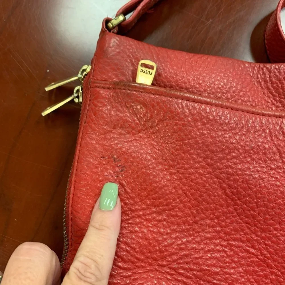 Fossil Vintage Red Pebble Leather Adjustable Width Crossbody Bag.